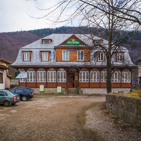 Prut Hotel Яремче Екстериор снимка