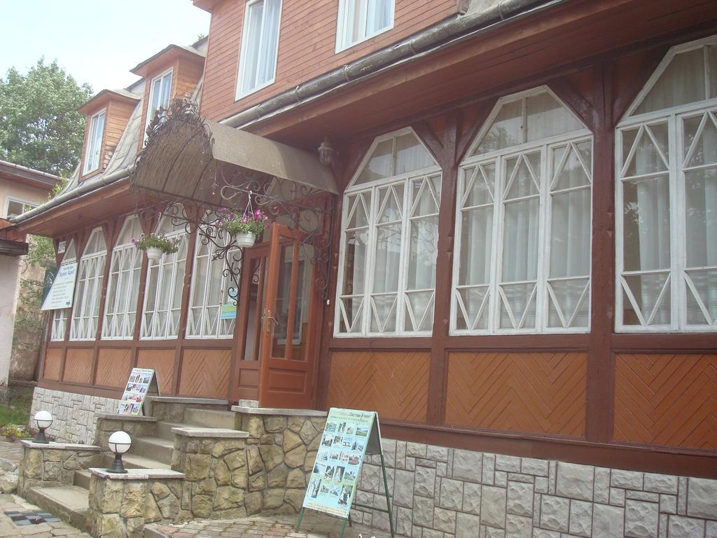 Prut Hotel Яремче Екстериор снимка