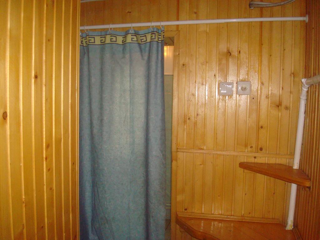 Prut Hotel Яремче Екстериор снимка