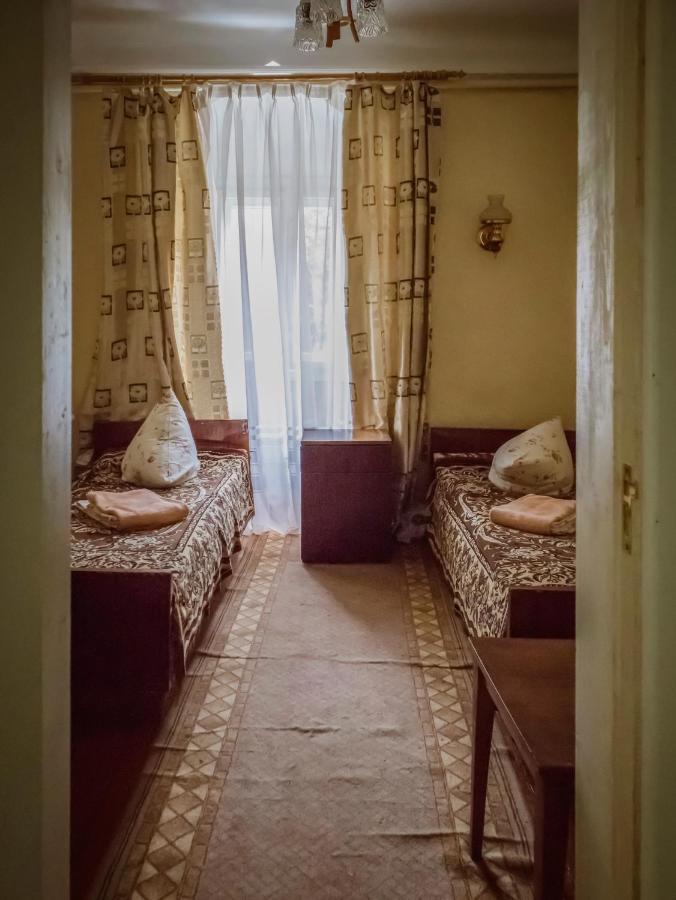Prut Hotel Яремче Екстериор снимка