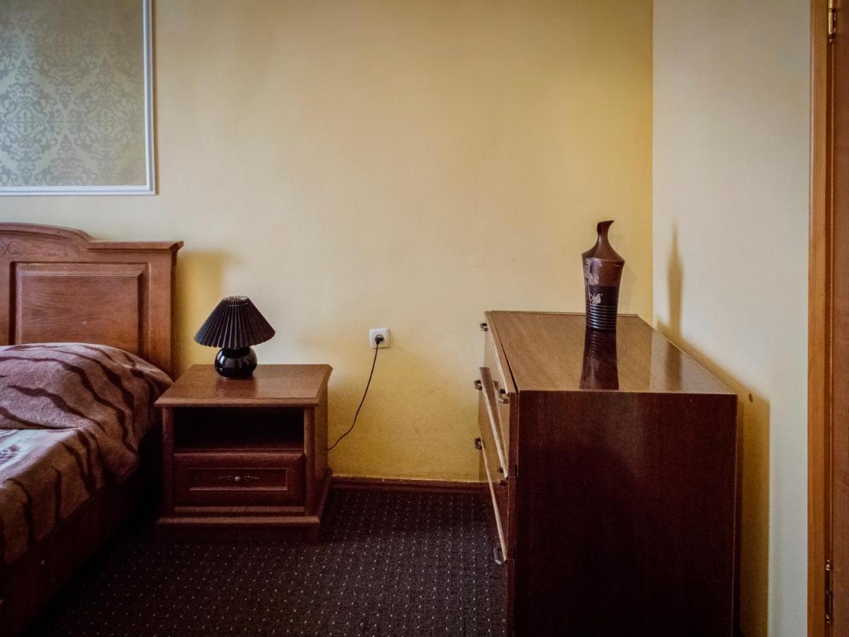 Prut Hotel Яремче Екстериор снимка